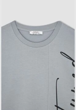 DeFacto Boxy Fit Crew Neck Shorts Sleeve Slogan Print T-Shirt -Active Fashion Store 7 zoom desktop 26