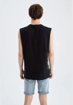 DeFacto Man Box Fit Crew Neck Sleeveless Vest -Active Fashion Store 7 zoom desktop 76