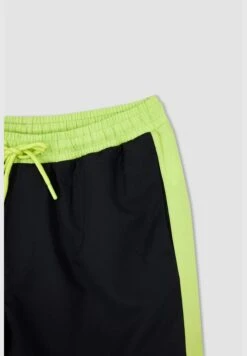 DeFacto Shaquille O'Neal Print Swimming Short 18 DeFacto Shaquille O'Neal Print Swimming Short -Active Fashion Store 8 zoom desktop 134