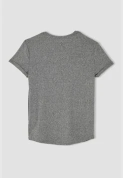 DeFacto Man Muscle Fit T-Shirt -Active Fashion Store 8 zoom desktop 33