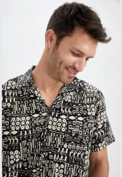 DeFacto Modern Fit Short Sleeve Mystic Print Shirt -Active Fashion Store 9 zoom desktop 62